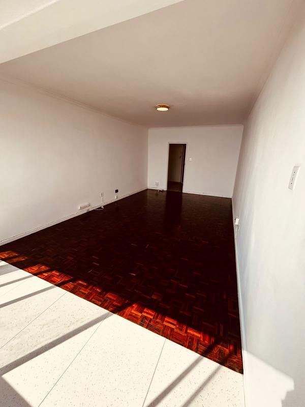 To Let 2 Bedroom Property for Rent in Mouille Point Western Cape
